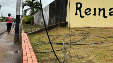 Cortocircuito provocó la ruptura de varios cables de internet en Las Cayenas