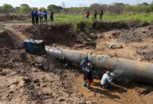 Tras 24 horas de trabajo, personal especializado repara rotura en la tubería que se extiende desde la planta de Mundo Nuevo hasta Maturín.