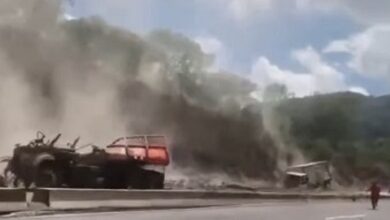 Dos vehículos pesados chocan en autopista de Miranda y esto es lo que se sabe (+video)