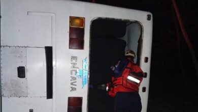 Diez heridos tras el vuelco de un autobús en Cojedes