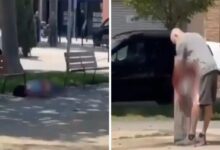 Hombre mata a puñaladas a su expareja y se lava las manos en una fuente en España