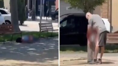 Hombre mata a puñaladas a su expareja y se lava las manos en una fuente en España