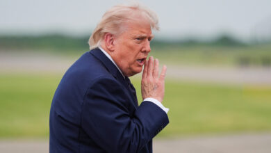 Donald Trump contempla «volar por los aires» a Irán