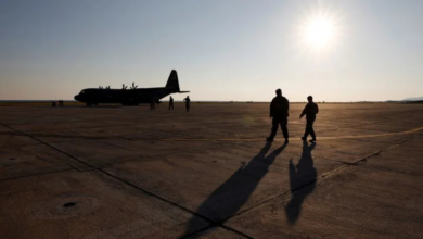 Jefe del Comando Sur de EE. UU. se reúne con mandos militares en la Base de Guantánamo
