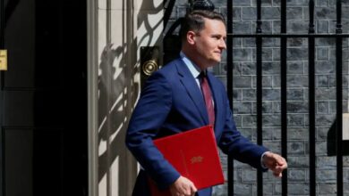 Renuncia el ministro de Salud británico