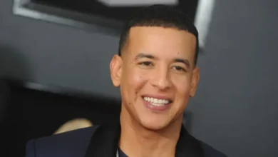 Daddy Yankee visita centro de acopio en Puerto Rico para ayudar a Venezuela