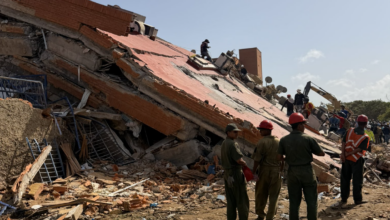 Hallan 12 cuerpos entre los escombros de edificio colapsado en Tucacas