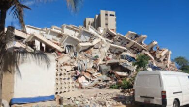 Mineros de El Callao se suman como voluntarios al rescate en La Guaira