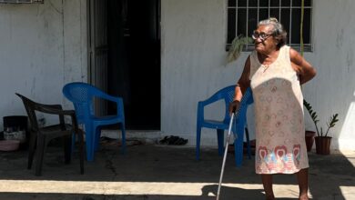 Una abuela de más de 80 años de Santa Inés 1 en Maturín solicita ayuda gubernamental