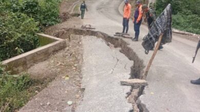 Atienden afectaciones viales por lluvias en Caripe