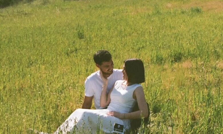 Taylor Lautner y su esposa revelan el género de su primer bebé