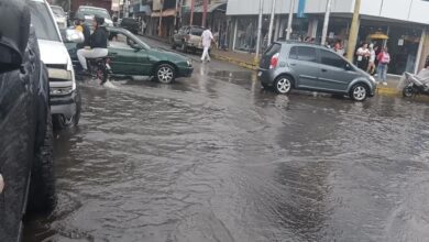 Maturín colapsa tras cada "palo de agua": caos vial y comercial en el centro