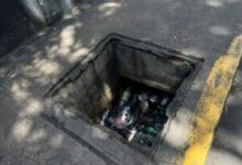 Sigue el peligro latente por alcantarilla sin tapa en la avenida Bicentenario