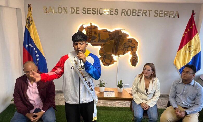 Ángel Rodríguez, campeón mundial sub-20 de halterofilia, recibió la Orden Ciudad de Maturín