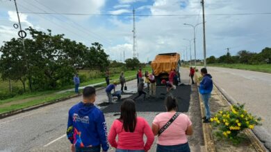 Inician plan de bacheo en la Troncal 13 para rehabilitar la vía nacional entre Monagas y Anzoátegui