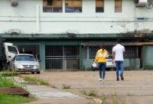 Muere hombre en Boquerón tras caerle un portón de hierro en la cabeza