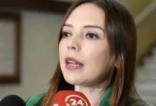 Senadora chilena denuncia a su exmarido por filtrar fotos íntimas con su nueva pareja