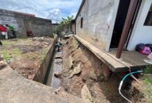Peligro inminente: Comunidades de San Simón y Arismendi solicitan embaulamiento por riesgo de colapso