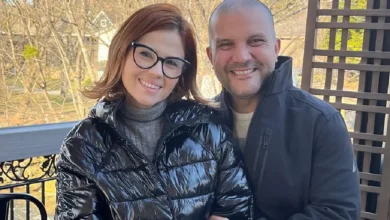 César Román conmueve al hablar de la lucha de su esposa contra esclerosis y cáncer