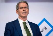 Scott Bessent: “El dólar será el eje central del comercio en Venezuela”