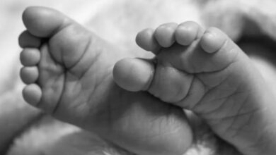 Niño de dos años fallece por asfixia tras atragantarse con una semilla de mamón