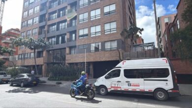 Hallan cuerpo de mujer dentro de una maleta en un edificio de Bogotá