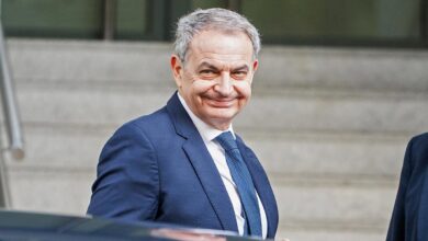 Fiscalía española pide retirar pasaportes a Zapatero y que comparezca cada 15 días