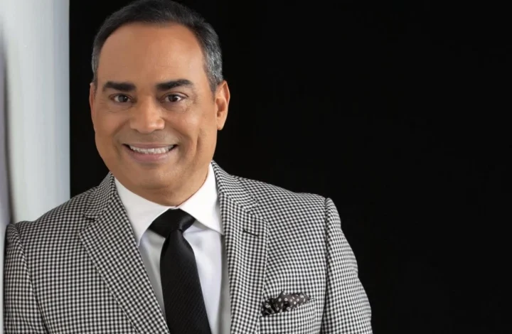 Gilberto Santa Rosa estrena 'Consejo de un abuelo' junto a su nieto Ian Marco de 12 años