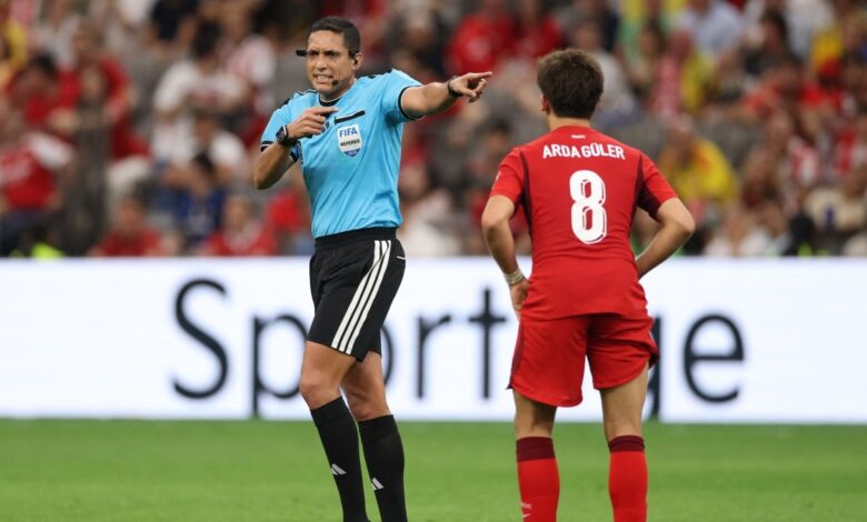 Jesús Valenzuela sella un sólido debut arbitral en el Mundial 2026 en el triunfo de Australia
