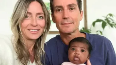Clínica de fertilidad implantó embrión equivocado: pareja decidió quedarse con la bebé