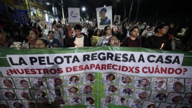 México: Miles de manifestantes exigen respuestas por desaparecidos en las afueras del Estadio Azteca
