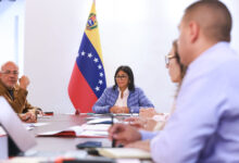 Delcy Rodríguez lidera reunión del Plan Venezuela Renace para impulsar la construcción de viviendas