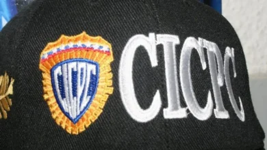 Detienen a hombre que usaba credencial adulterada del Cicpc para robar en el transporte público