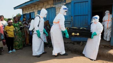 Brote de ébola en el Congo ya deja casi 500 muertos y se expande a Europa