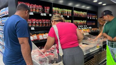 Maturineses corren a los mercados tras el pago del Bono Contra la Guerra Económica