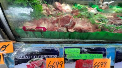 Alza del dólar dispara precios de la carne y del cartón de huevos