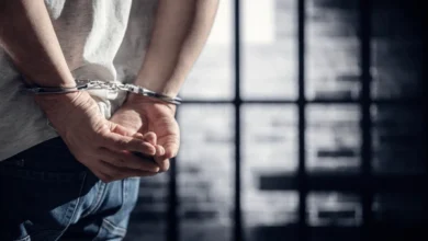 Detienen a un hombre por estafa con venta de falsas divisas