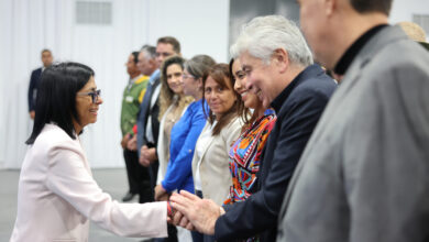 Delcy Rodríguez activa plan de reconstrucción tras sismos y asegura que la producción petrolera se mantiene
