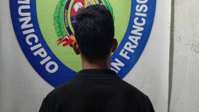Roba más de 200 dólares del negocio donde trabajaba para apostar