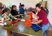 Mujeres costureras de Maturín confeccionan ropa interior para afectados por los terremotos