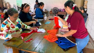 Mujeres costureras de Maturín confeccionan ropa interior para afectados por los terremotos
