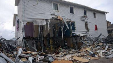 Los capturan robando en casas dañadas por el terremoto en La Guaira