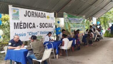Atienden con medicina, alimentos y uniformes a familias de Miraflores y El Palmar de Brito