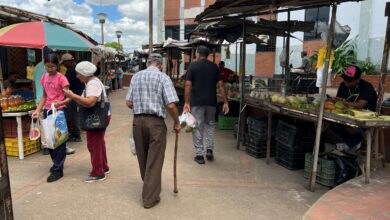 La creciente brecha de precios empuja a los maturineses a realizar sus compras en los mercados municipales