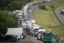 Camioneros inician paro nacional en Brasil por precio del flete
