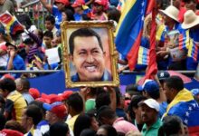 Oficialismo se despliega en las calles de la capital por el natalicio de Chávez