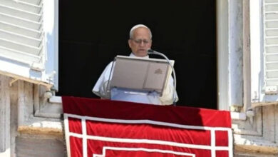 El papa León XIV pide oraciones por las víctimas de los voraces incendios en España y Francia