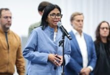 Delcy Rodríguez agradece a ONG internacionales su apoyo tras los terremotos en Venezuela