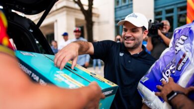 Astros de Houston recolectan suministros para damnificados en Venezuela