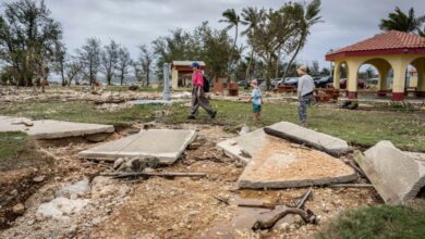 Un supertifón deja a miles sin electricidad en territorios de EEUU en el Pacífico